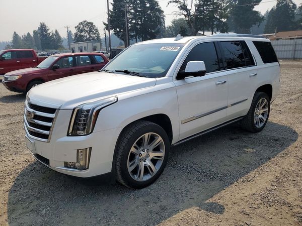 2016 CADILLAC ESCALADE Premium
