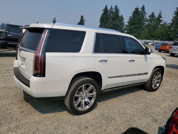 2016 CADILLAC ESCALADE Premium