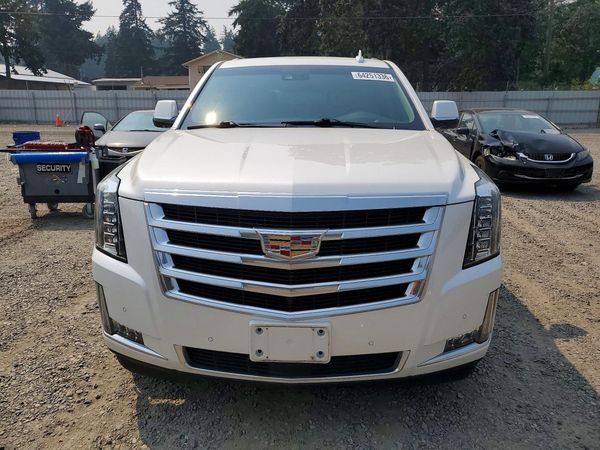 2016 CADILLAC ESCALADE Premium