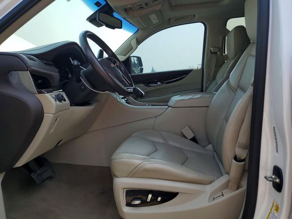 2016 CADILLAC ESCALADE Premium