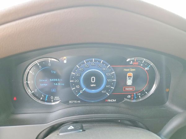 2016 CADILLAC ESCALADE Premium