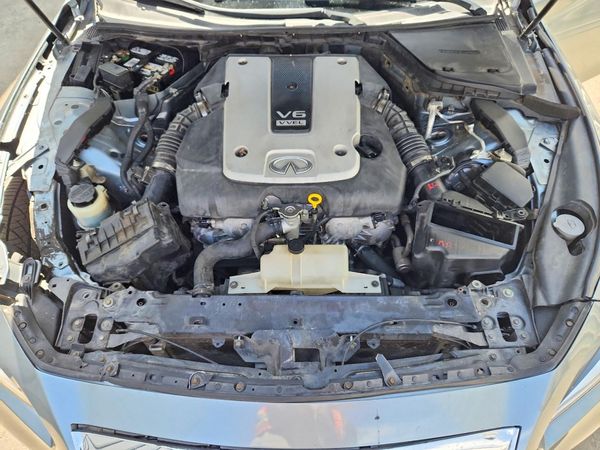 2015 INFINITI Q50