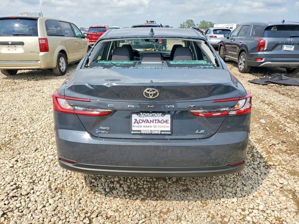 2025 TOYOTA CAMRY