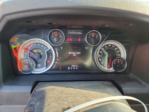 2016 RAM 1500 SLT