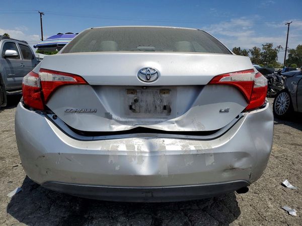 2015 TOYOTA COROLLA