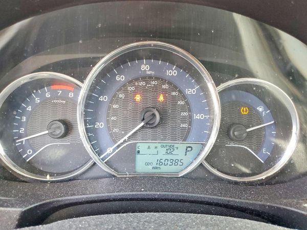 2015 TOYOTA COROLLA
