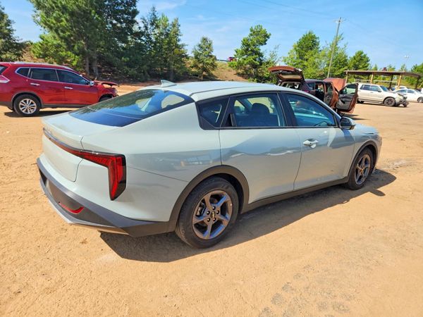 2026 KIA K4 LX, LXS
