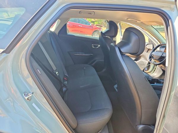 2026 KIA K4 LX, LXS