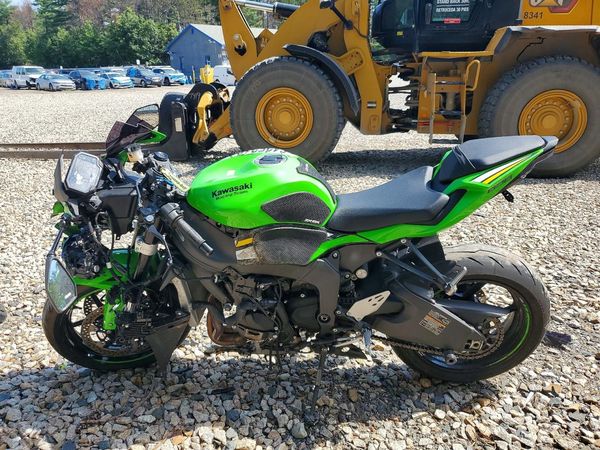 2025 KAWASAKI ZX636