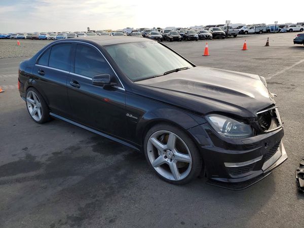 2013 MERCEDES-BENZ C C63 AMG — Passenger 3/4