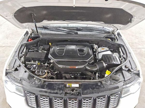 2020 JEEP GRAND CHEROKEE Laredo