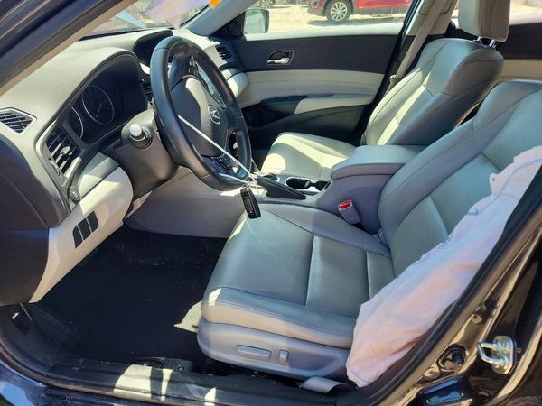2016 ACURA ILX Base/Acura Watch Plus