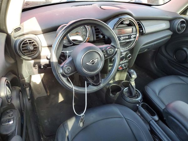 2015 MINI COOPER