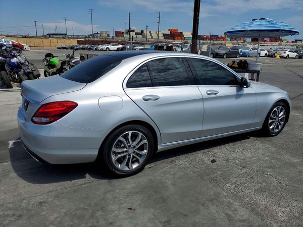 2016 MERCEDES-BENZ C C300