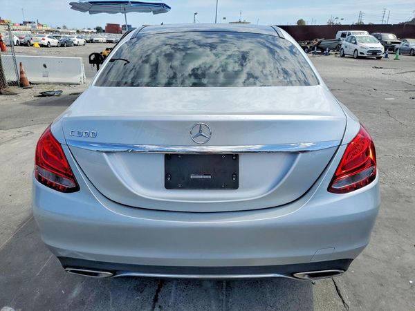 2016 MERCEDES-BENZ C C300