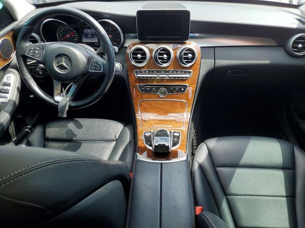 2016 MERCEDES-BENZ C C300