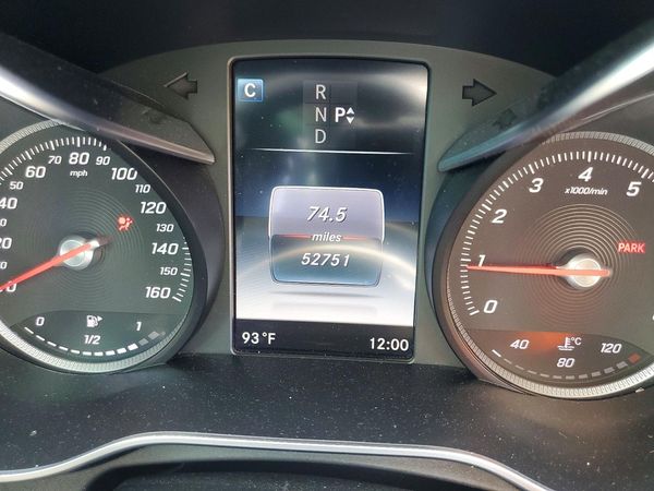 2016 MERCEDES-BENZ C C300