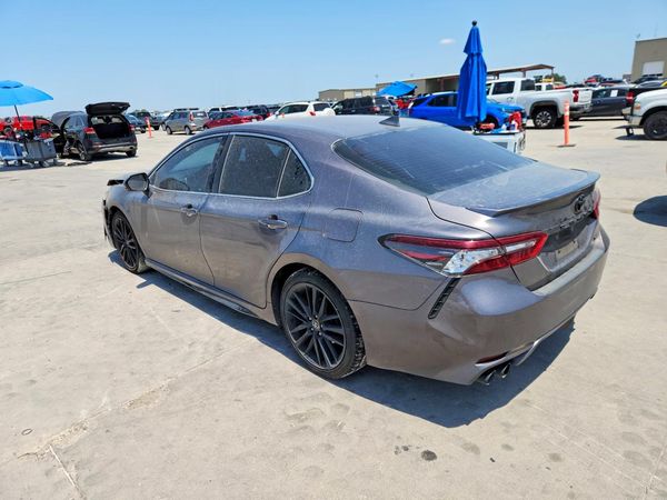 2022 TOYOTA CAMRY XSE