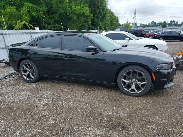 2017 DODGE CHARGER SXT