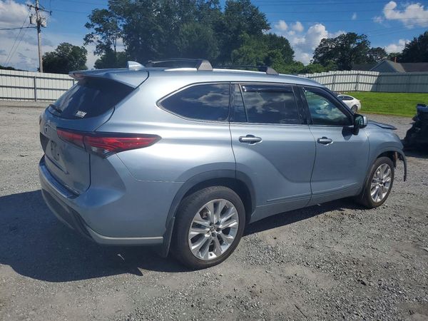 2021 TOYOTA HIGHLANDER Limited
