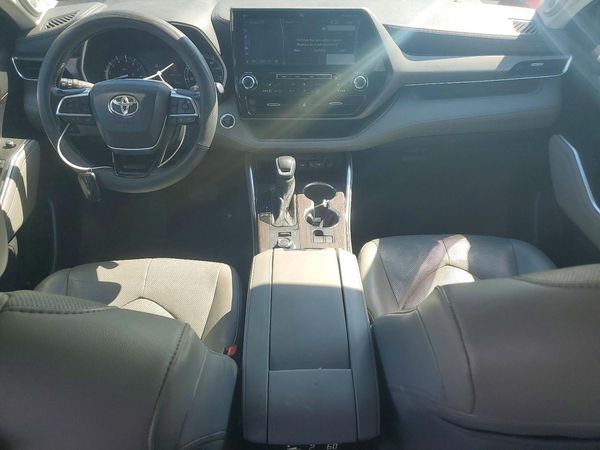 2021 TOYOTA HIGHLANDER Limited