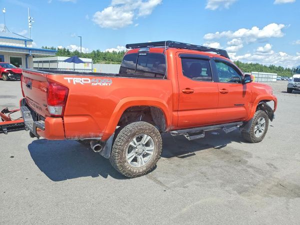 2017 TOYOTA TACOMA