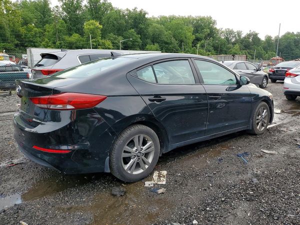 2017 HYUNDAI ELANTRA