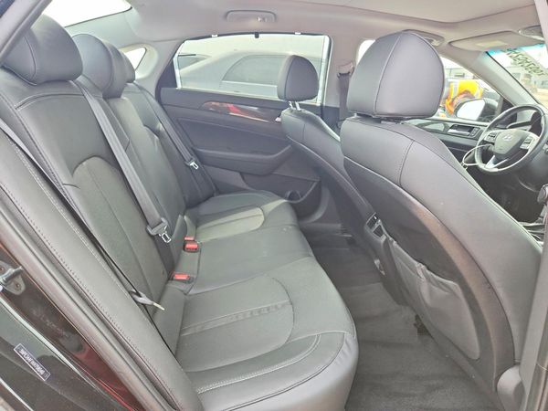 2019 HYUNDAI SONATA