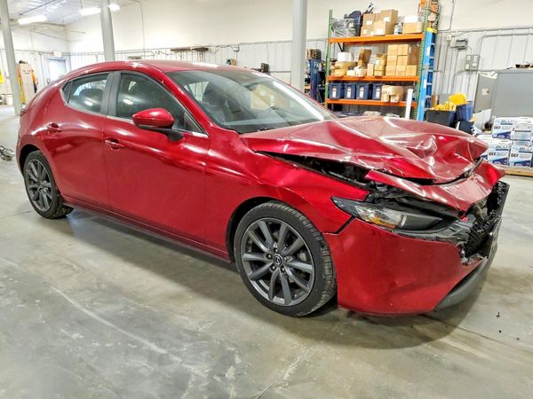 2019 MAZDA 3