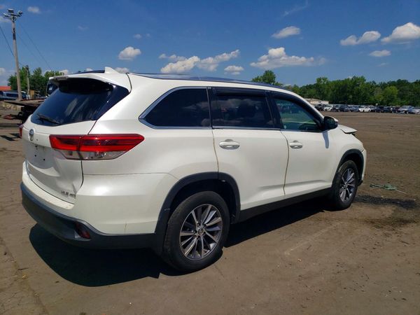 2019 TOYOTA HIGHLANDER SE/XLE
