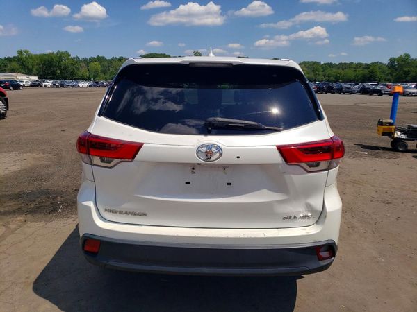 2019 TOYOTA HIGHLANDER SE/XLE
