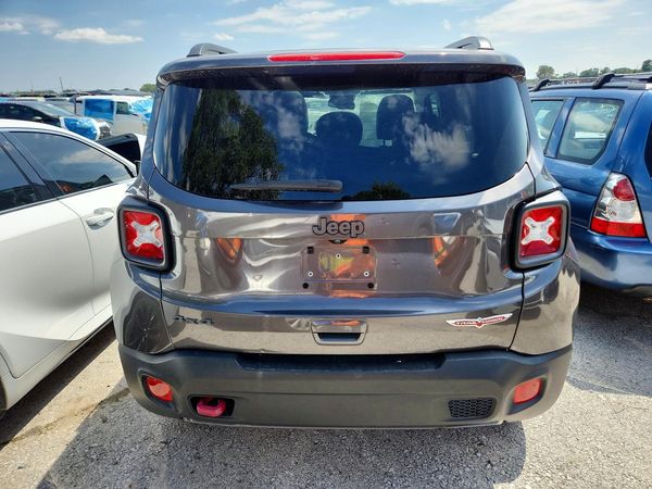 2018 JEEP RENEGADE Trailhawk — DIRR