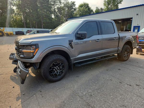 2024 FORD F150