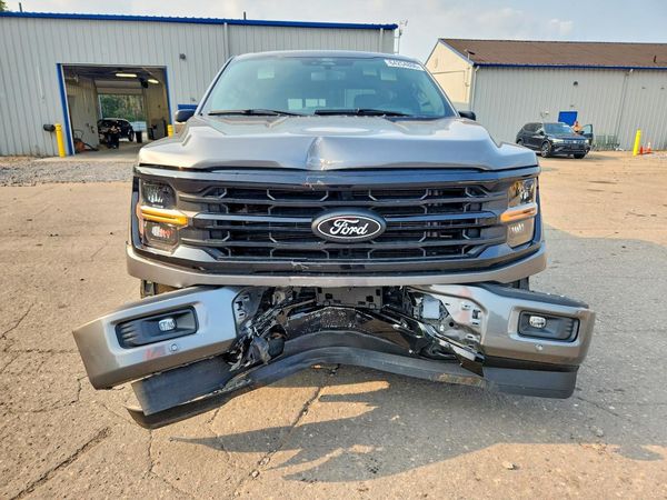 2024 FORD F150
