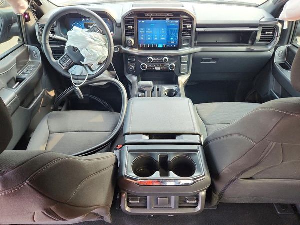 2024 FORD F150