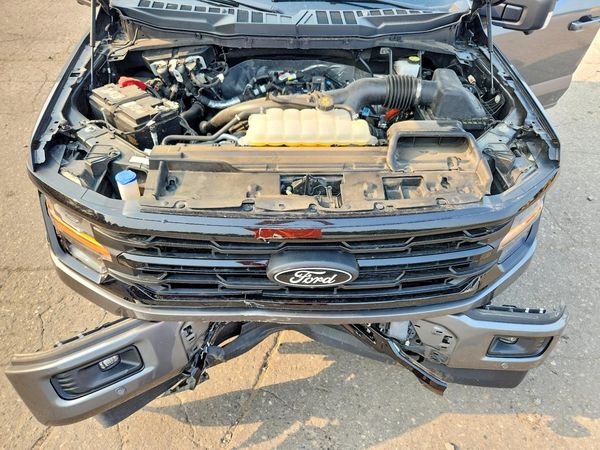 2024 FORD F150