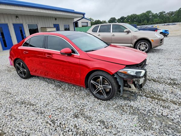 2019 MERCEDES-BENZ A