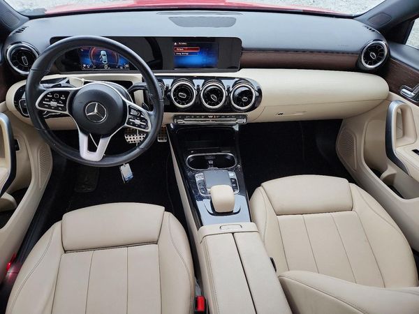 2019 MERCEDES-BENZ A