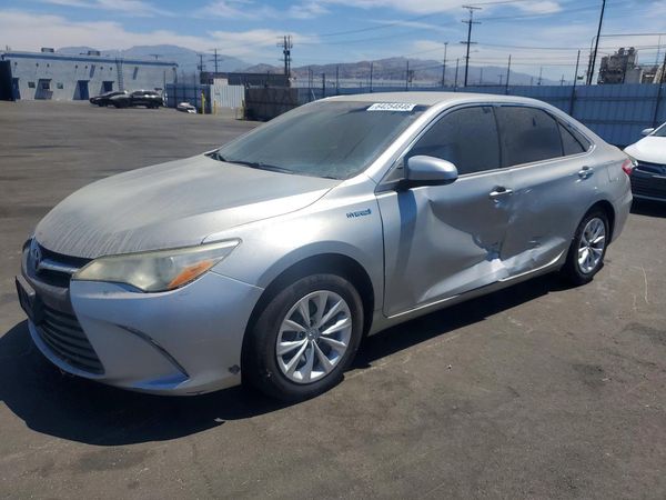 2017 TOYOTA CAMRY SOLA