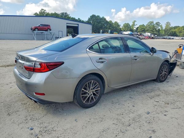 2016 LEXUS ES