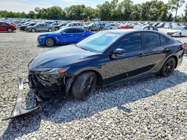 2026 TOYOTA CAMRY