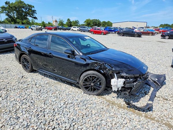 2026 TOYOTA CAMRY