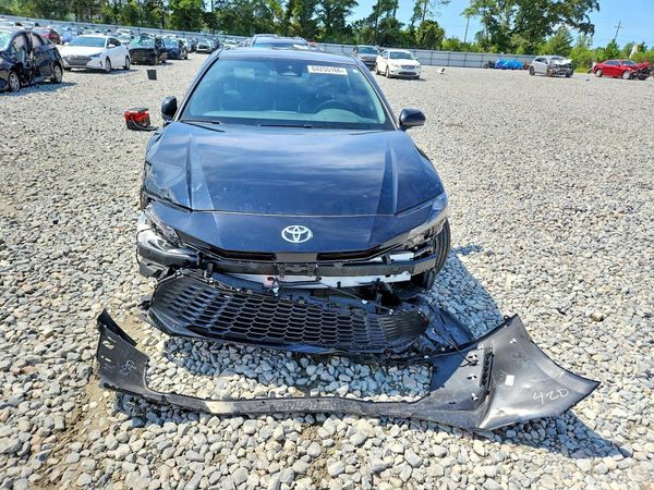 2026 TOYOTA CAMRY