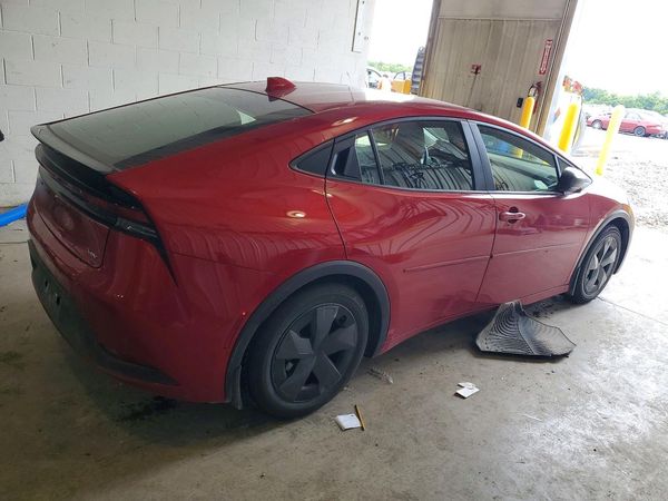 2024 TOYOTA PRIUS