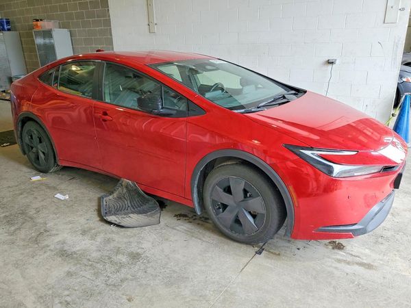 2024 TOYOTA PRIUS