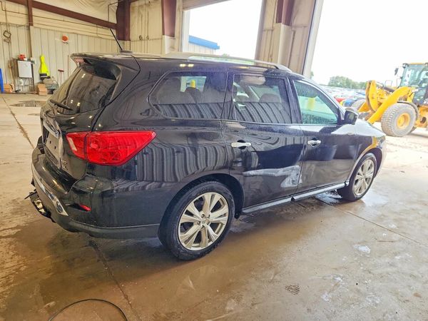 2018 NISSAN PATHFINDER