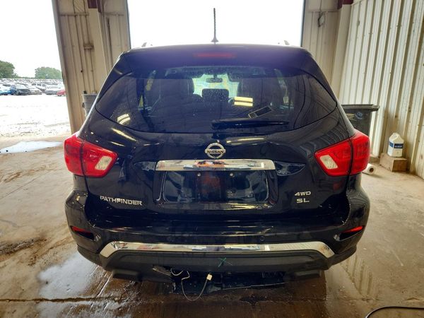 2018 NISSAN PATHFINDER