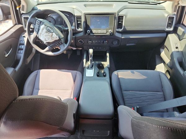 2024 NISSAN FRONTIER