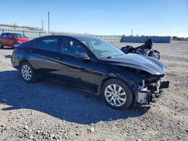 2025 HYUNDAI ELANTRA SEL Sport — Passenger 3/4