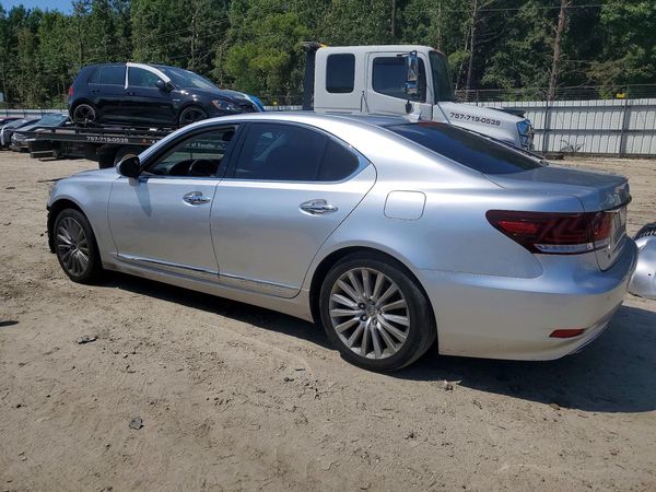 2013 LEXUS LS